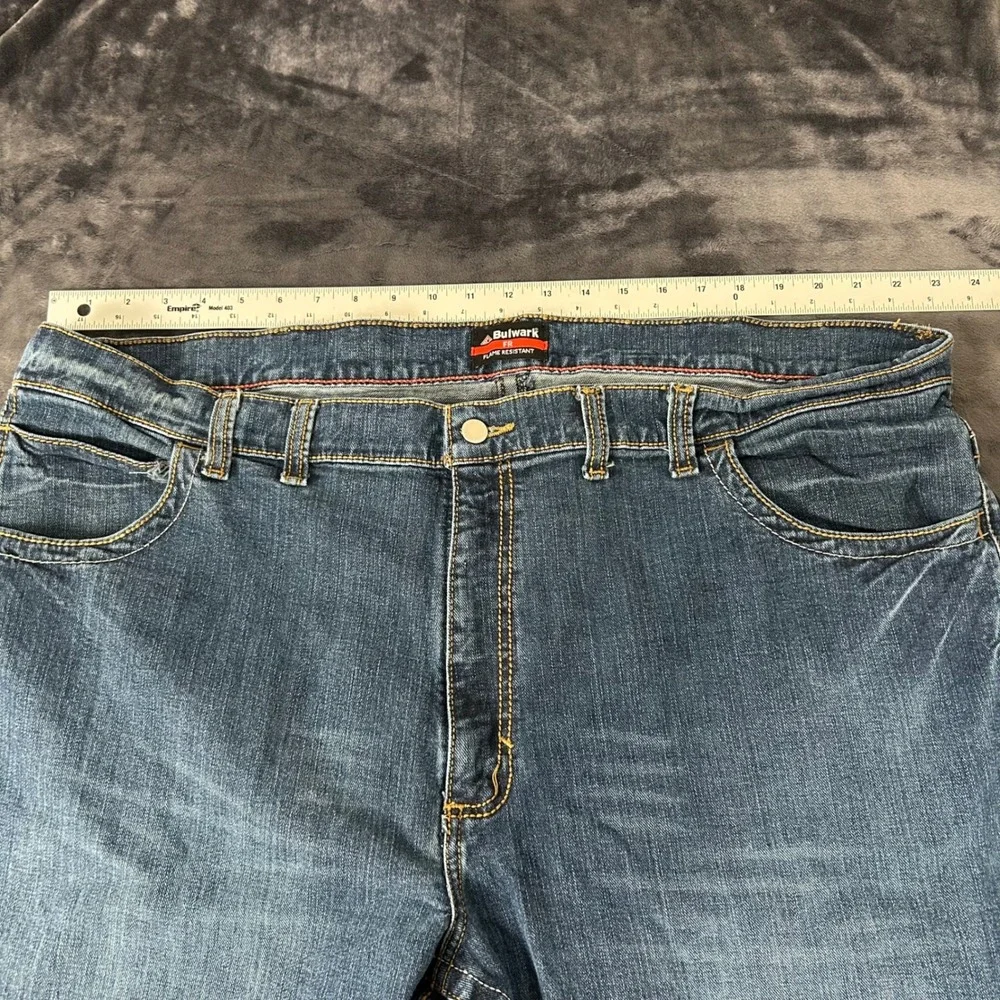 Bulwark FR Flame Resistant Jeans Mens 46x30 Blue Denim Work Pants PSJ2SD2
